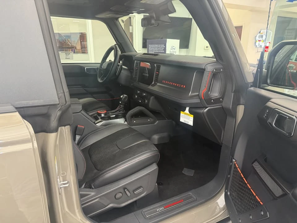 2025 Ford Bronco Raptor 6th Gen - Image 4 of 7