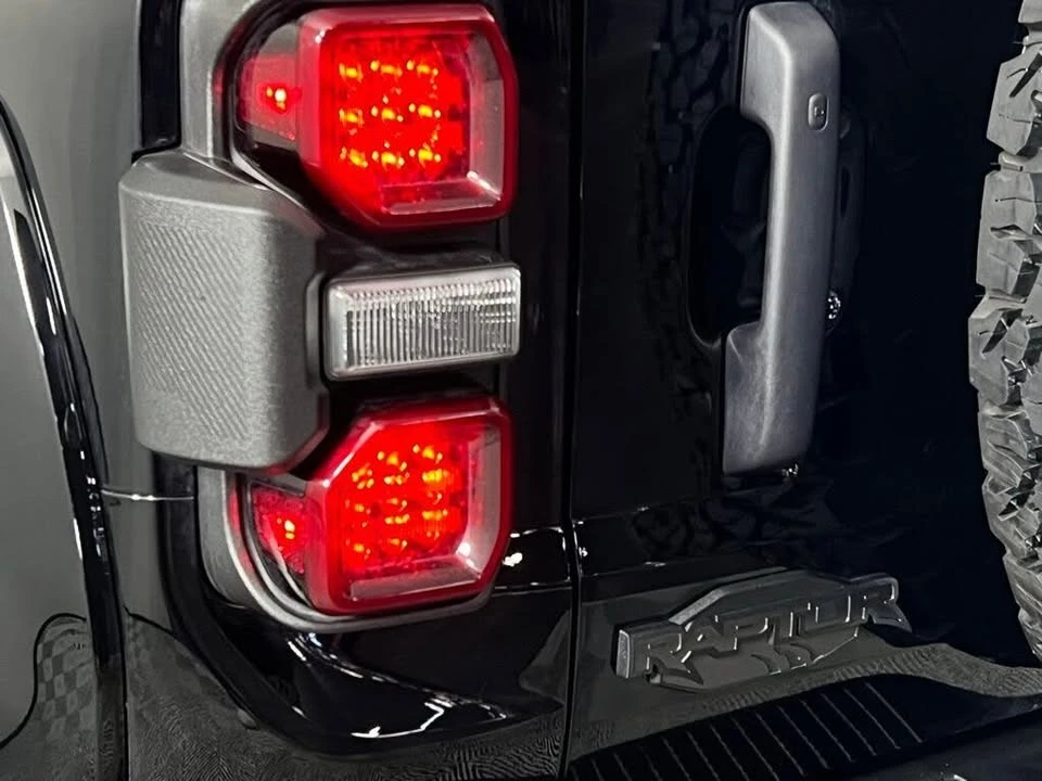 2025 Ford Bronco Raptor 6th Gen - Image 13 of 20