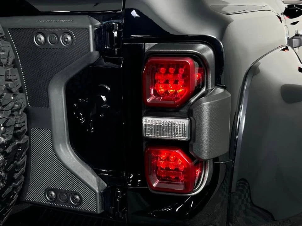 2025 Ford Bronco Raptor 6th Gen - Image 14 of 20
