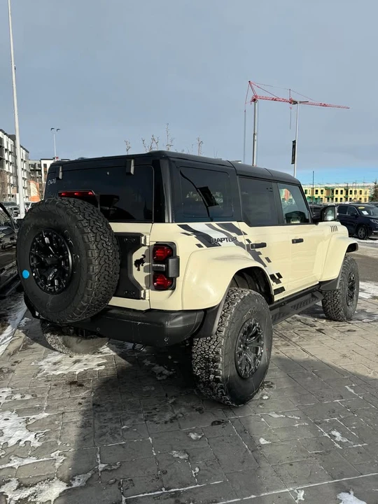 2025 Ford Bronco Raptor 6th Gen - Image 4 of 18