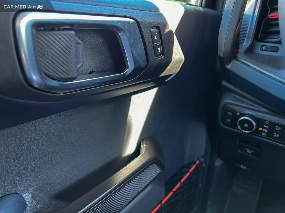 2025 Ford Bronco Raptor 6th Gen - Image 17 of 20