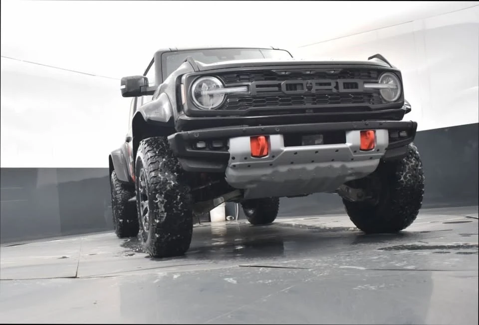 2025 Ford Bronco Raptor 6th Gen - Image 15 of 18