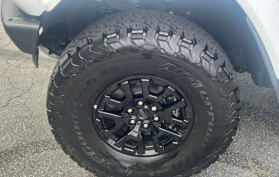 2025 Ford Bronco Raptor 6th Gen - Image 11 of 18