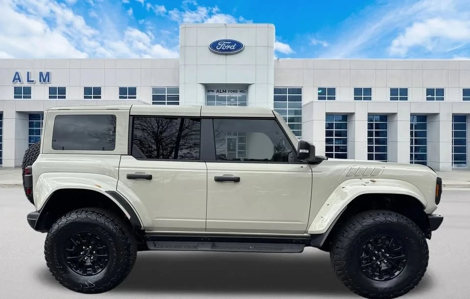 2025 Ford Bronco Raptor 6th Gen - Image 5 of 20