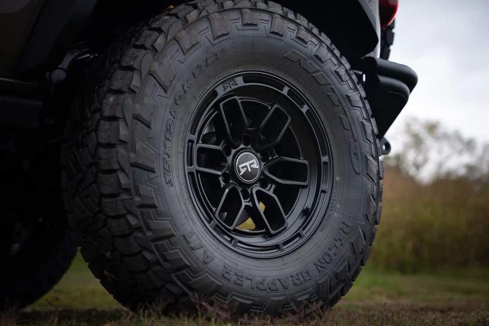 2025 Ford Bronco 6th Gen - Image 13 of 18