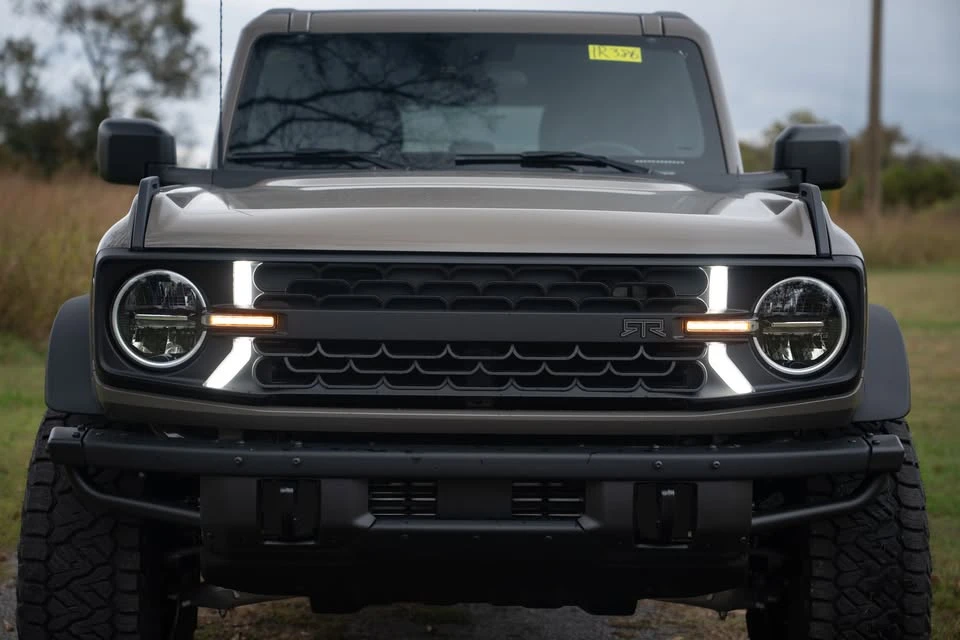 2025 Ford Bronco 6th Gen - Image 3 of 18