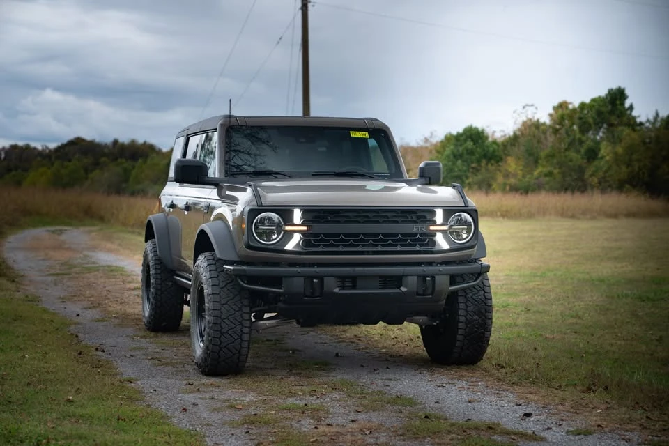 2025 Ford Bronco 6th Gen - Image 2 of 18