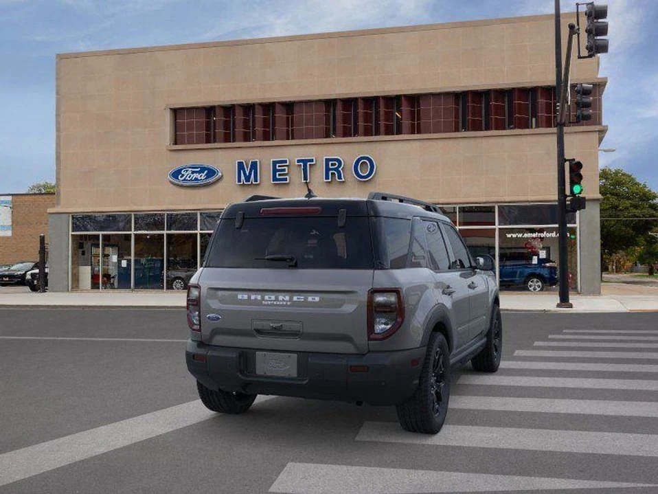 2025 Ford Bronco Sport - Image 9 of 20
