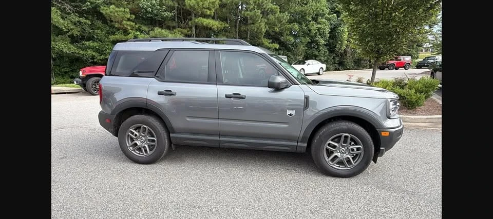 2025 Ford Bronco Sport - Image 2 of 20