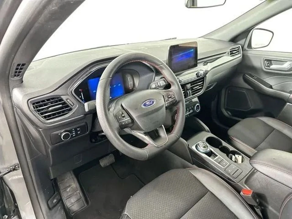 2025 Ford Escape - Image 10 of 20