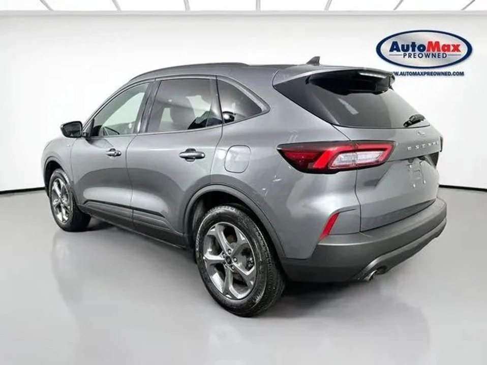 2025 Ford Escape - Image 5 of 20