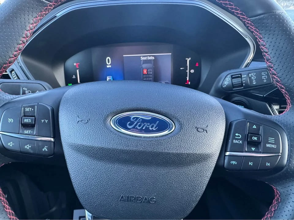 2025 Ford Escape - Image 11 of 18