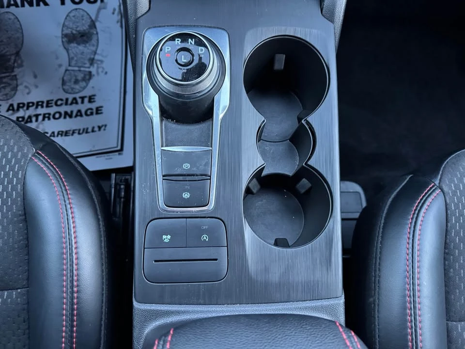 2025 Ford Escape - Image 15 of 18