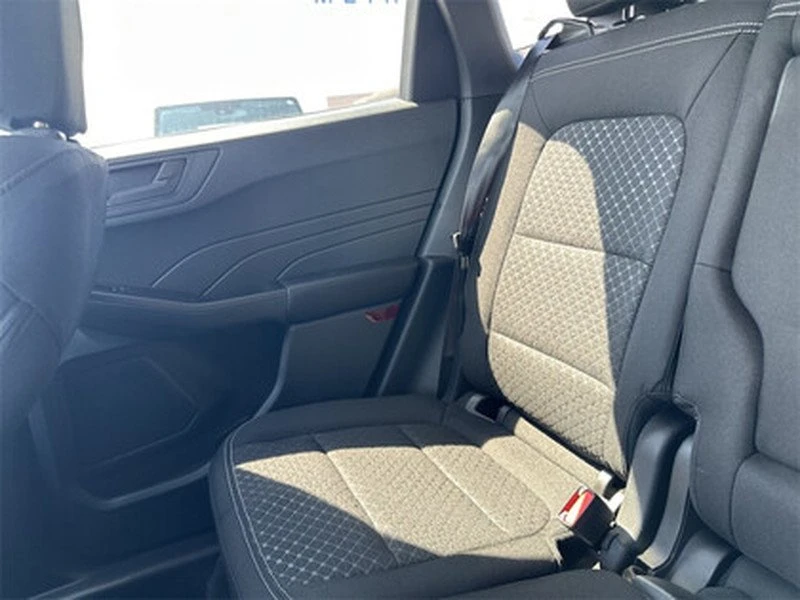 2025 Ford Escape - Image 11 of 14