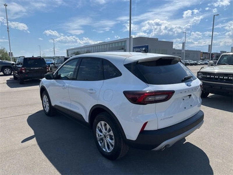2025 Ford Escape - Image 7 of 14