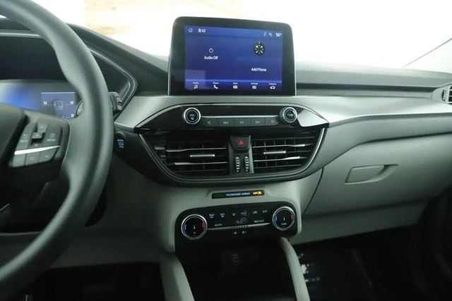 2025 Ford Escape - Image 15 of 18