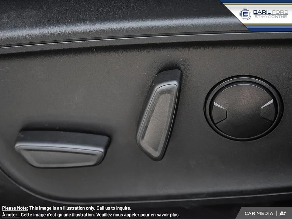 2025 Ford Escape - Image 17 of 17