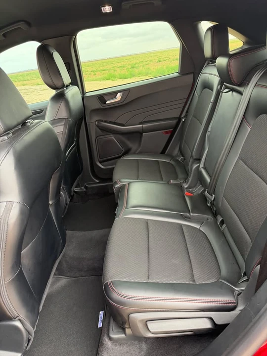 2025 Ford Escape - Image 6 of 9
