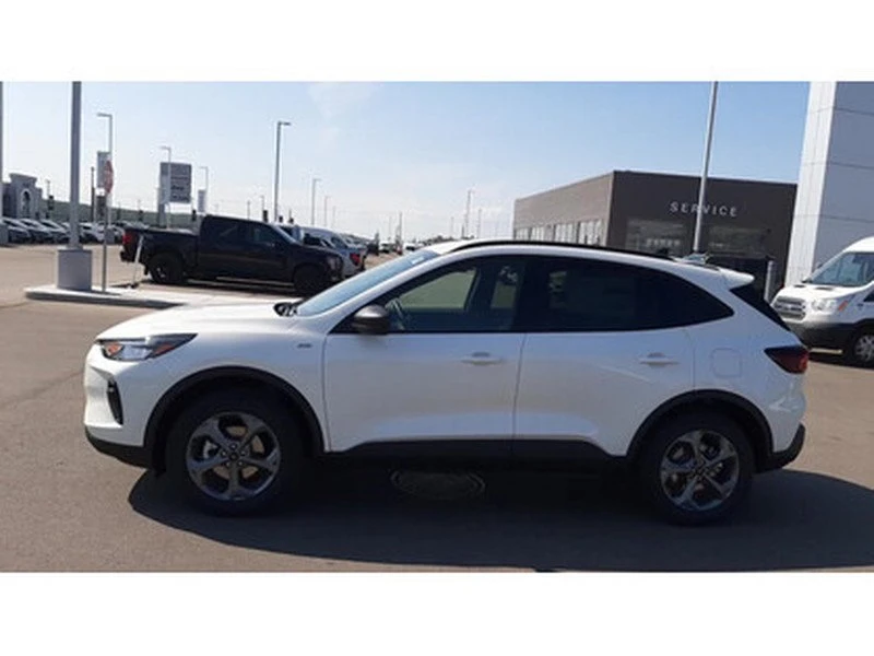 2025 Ford Escape - Image 3 of 20