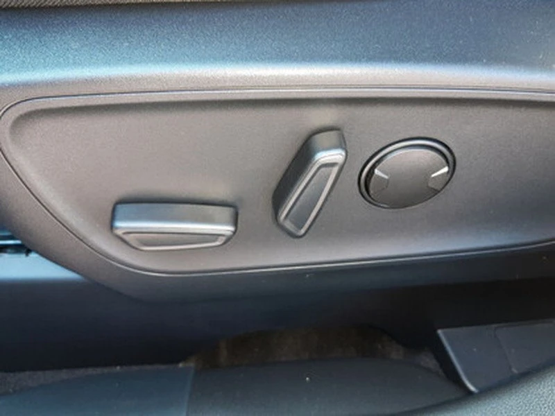 2025 Ford Escape - Image 12 of 20