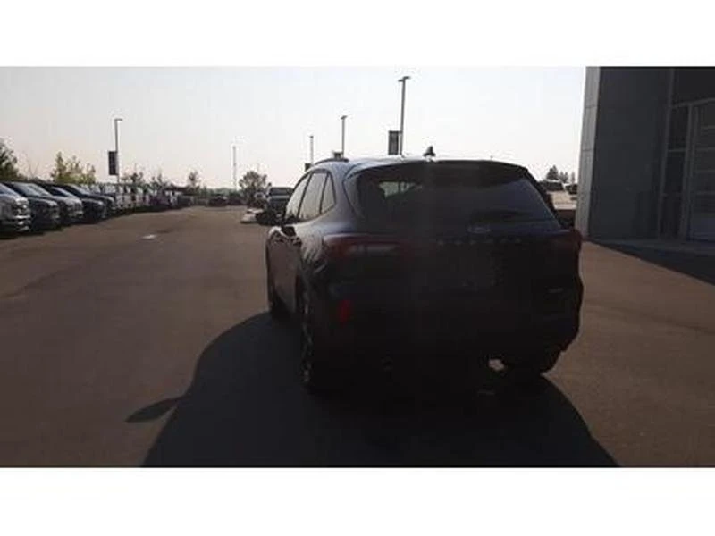 2025 Ford Escape - Image 3 of 20