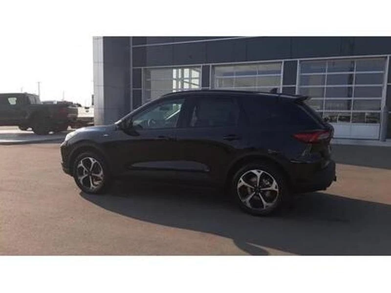 2025 Ford Escape - Image 4 of 20
