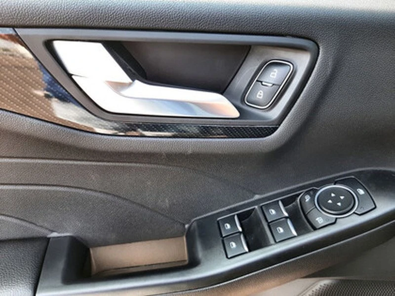 2025 Ford Escape - Image 13 of 20