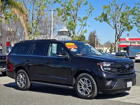 2025 Ford Expedition 5th Gen - Image 2 of 14