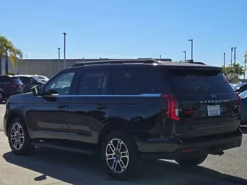2025 Ford Expedition 5th Gen - Image 4 of 14