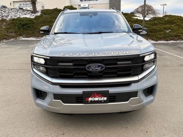 2025 Ford Expedition 5th Gen - Image 7 of 16