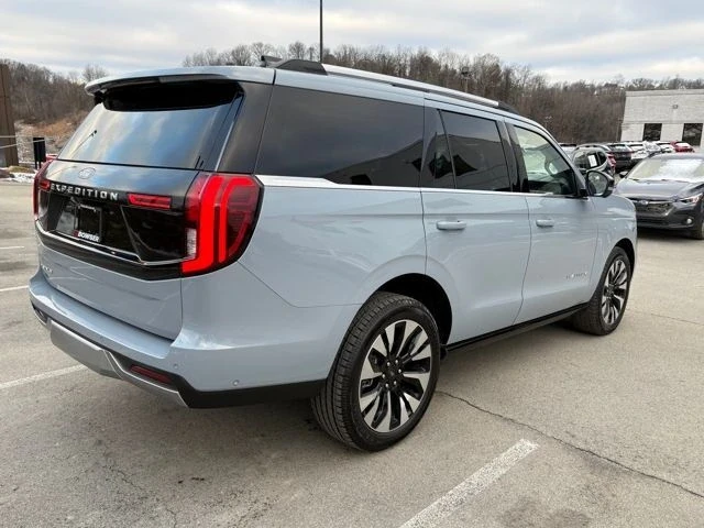 2025 Ford Expedition 5th Gen - Image 3 of 16