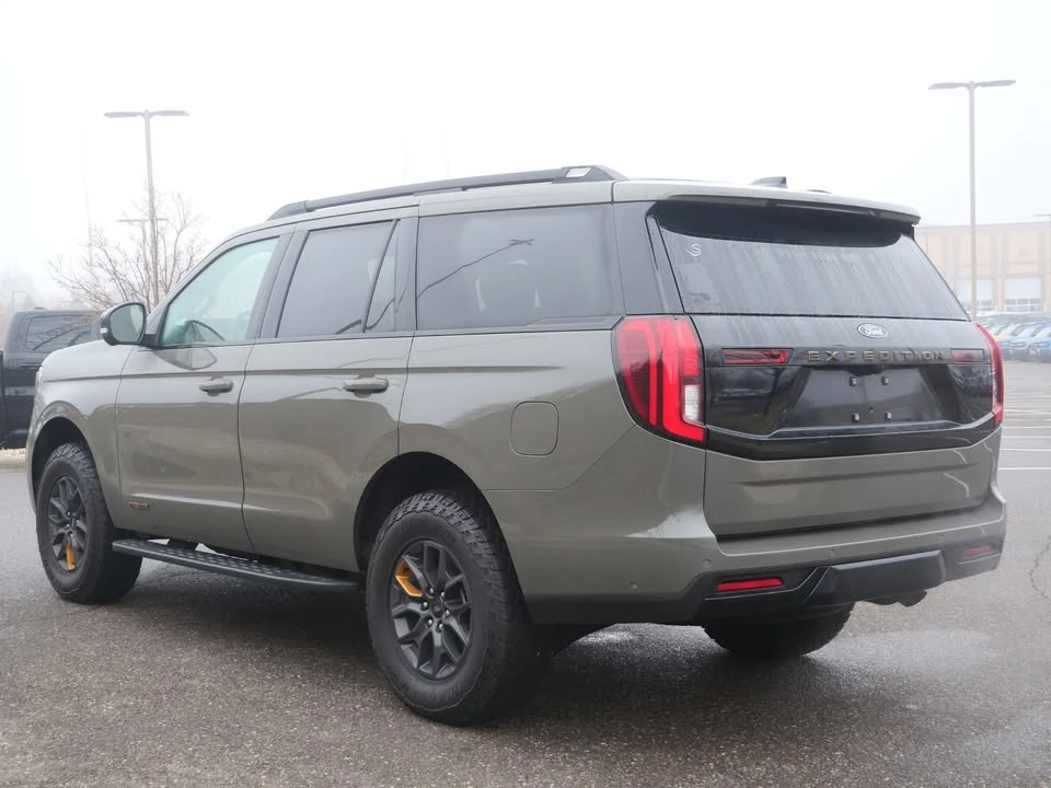 2025 Ford Expedition 5th Gen - Image 2 of 20