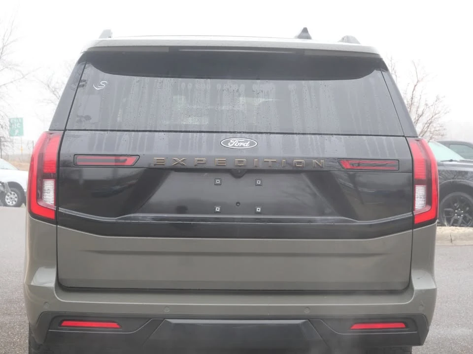 2025 Ford Expedition 5th Gen - Image 3 of 20