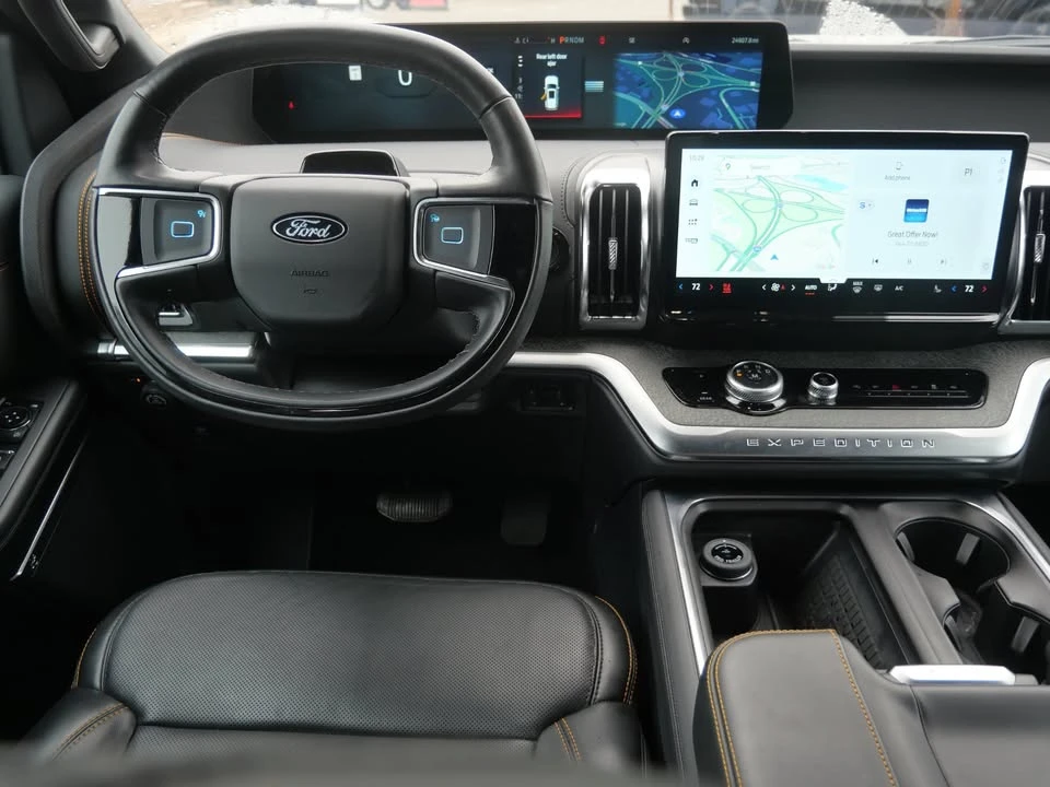 2025 Ford Expedition 5th Gen - Image 14 of 20