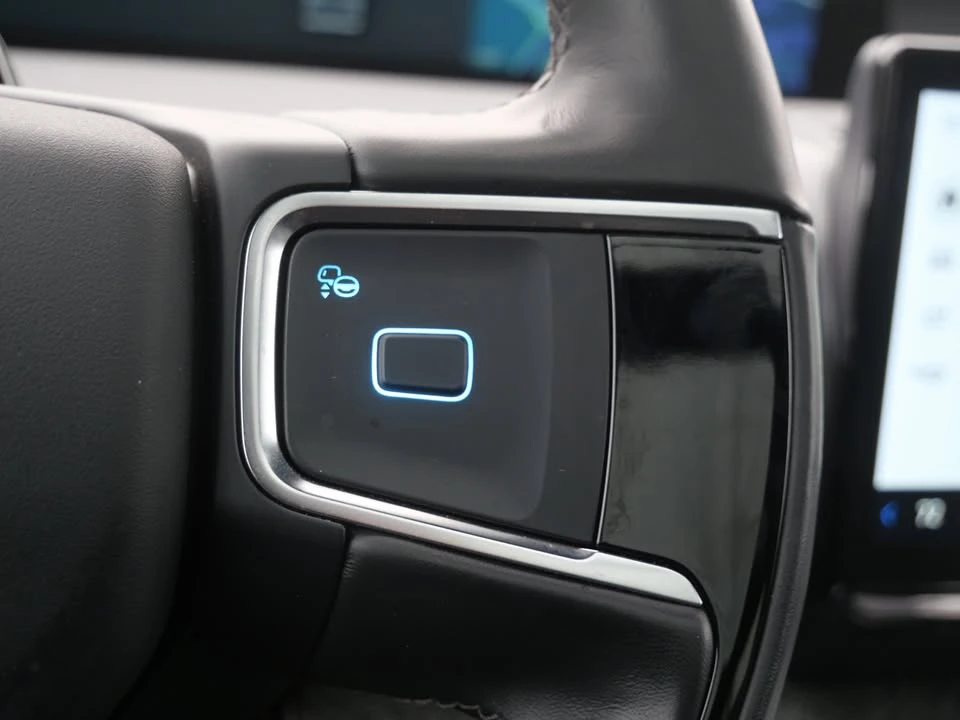 2025 Ford Expedition 5th Gen - Image 17 of 20