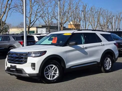 2025 Ford Explorer 6th Gen - Image 2 of 12