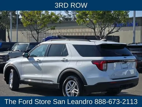2025 Ford Explorer 6th Gen - Image 6 of 12