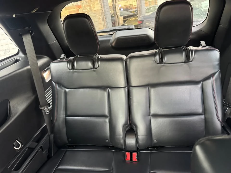 2025 Ford Explorer 6th Gen - Image 11 of 19