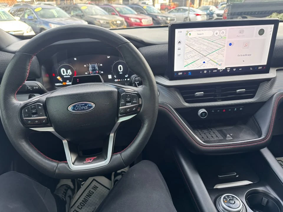 2025 Ford Explorer 6th Gen - Image 13 of 19