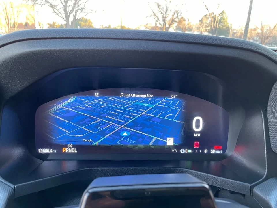 2025 Ford Explorer 6th Gen - Image 14 of 20