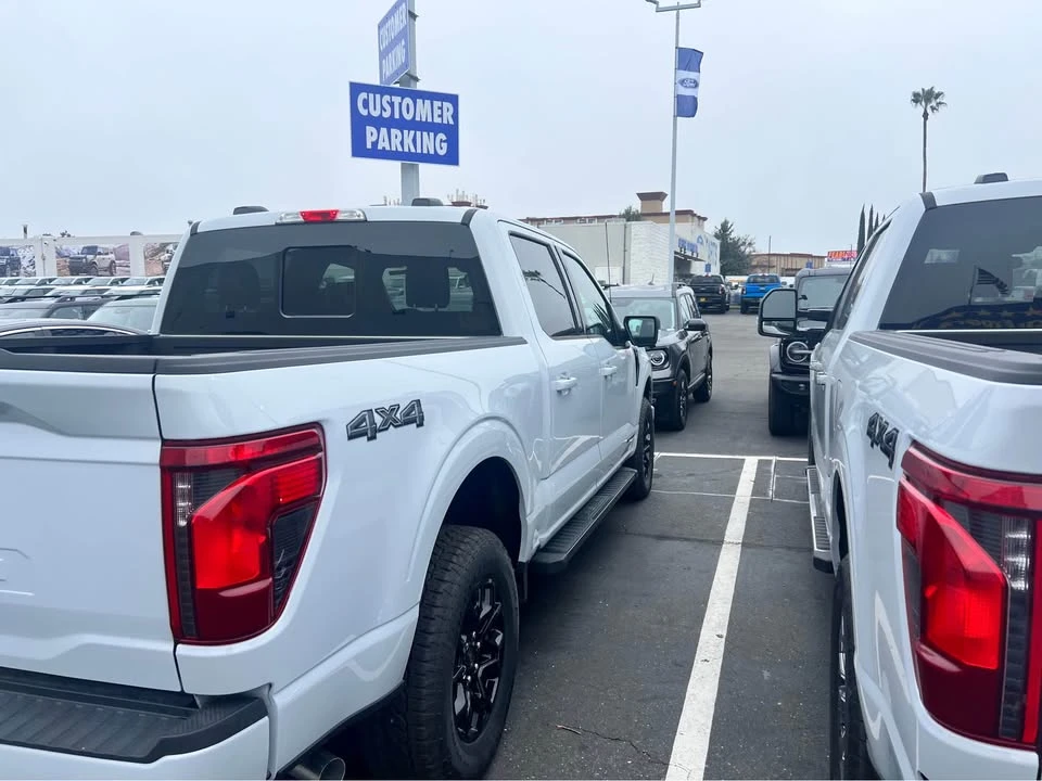 2025 Ford F-150 14th Gen - Image 2 of 6