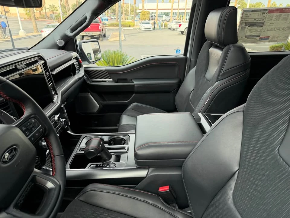 2025 Ford F-150 Raptor 14th Gen - Image 3 of 5