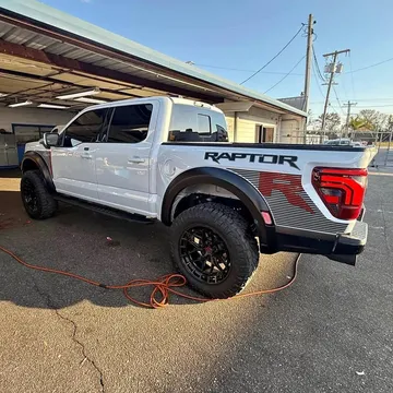 2025 Ford F-150 Raptor R