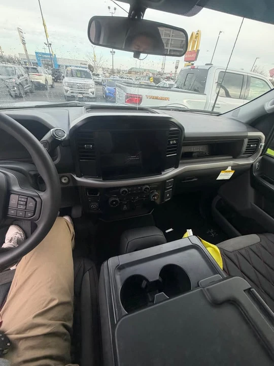 2025 Ford F-150 14th Gen - Image 9 of 11