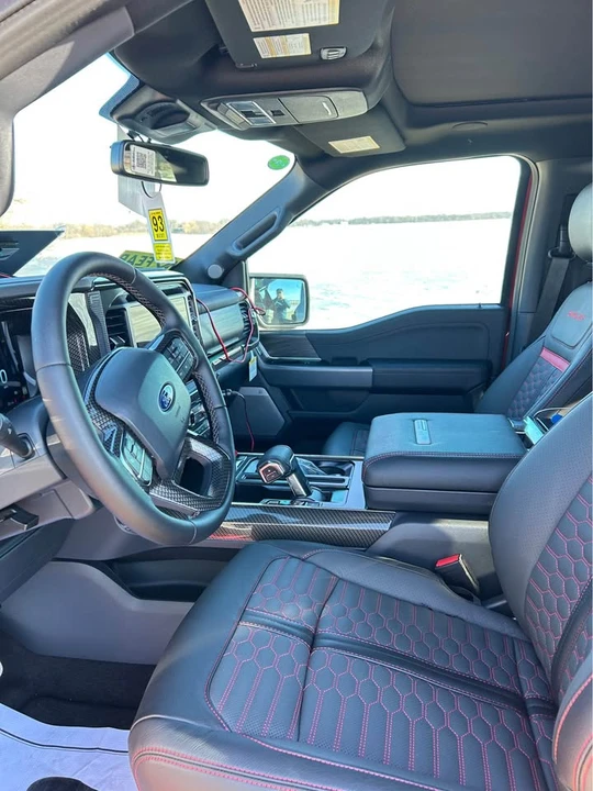 2025 Ford F-150 14th Gen - Image 9 of 10
