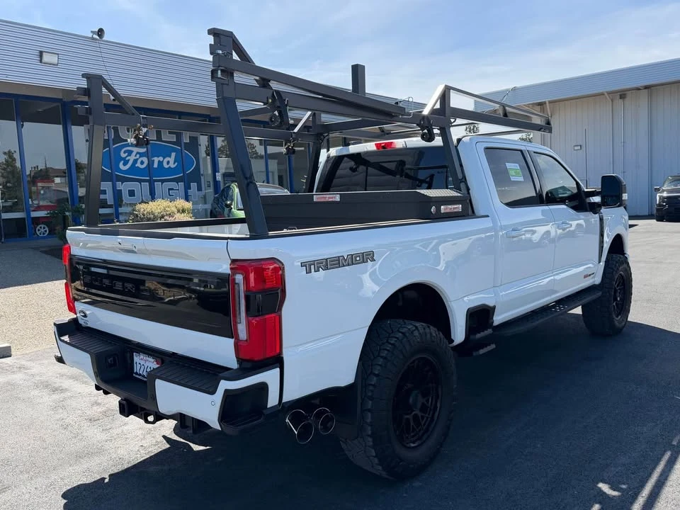 2025 Ford Super Duty 5th Gen - Image 5 of 16