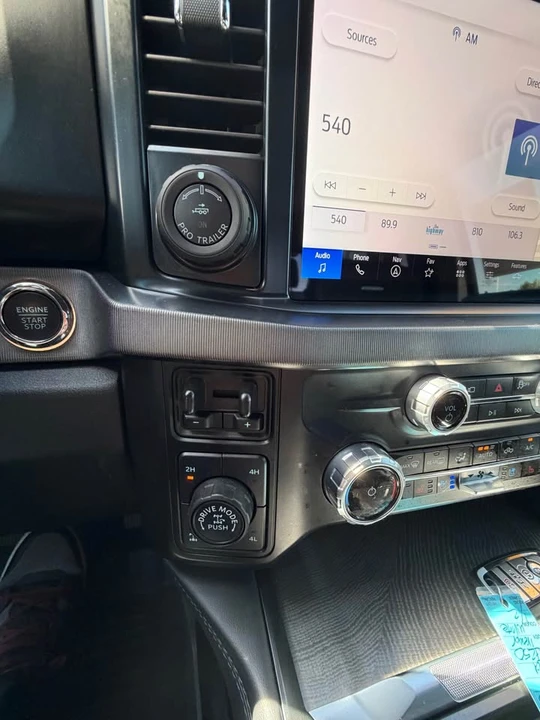 2025 Ford Super Duty 5th Gen - Image 15 of 16