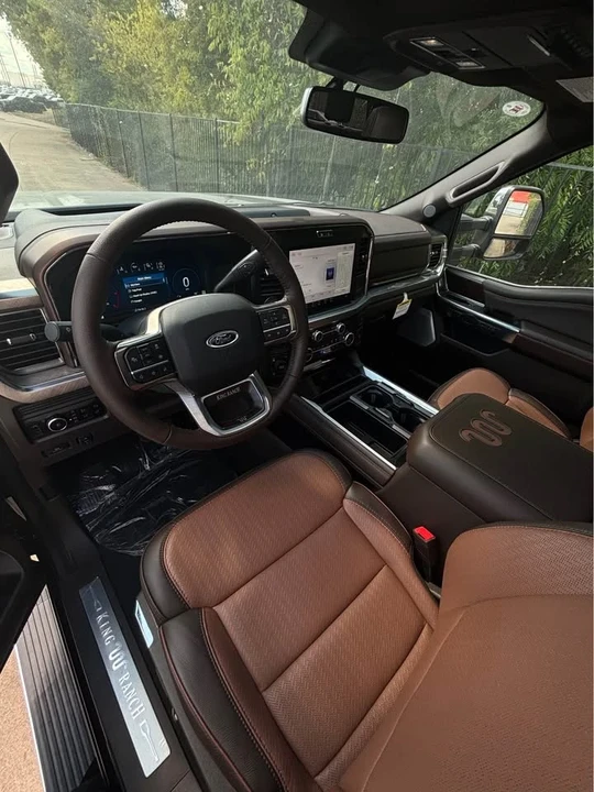 2025 Ford Super Duty 5th Gen - Image 6 of 7