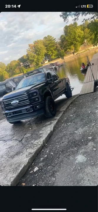 2025 Ford Super Duty 5th Gen - Image 6 of 8