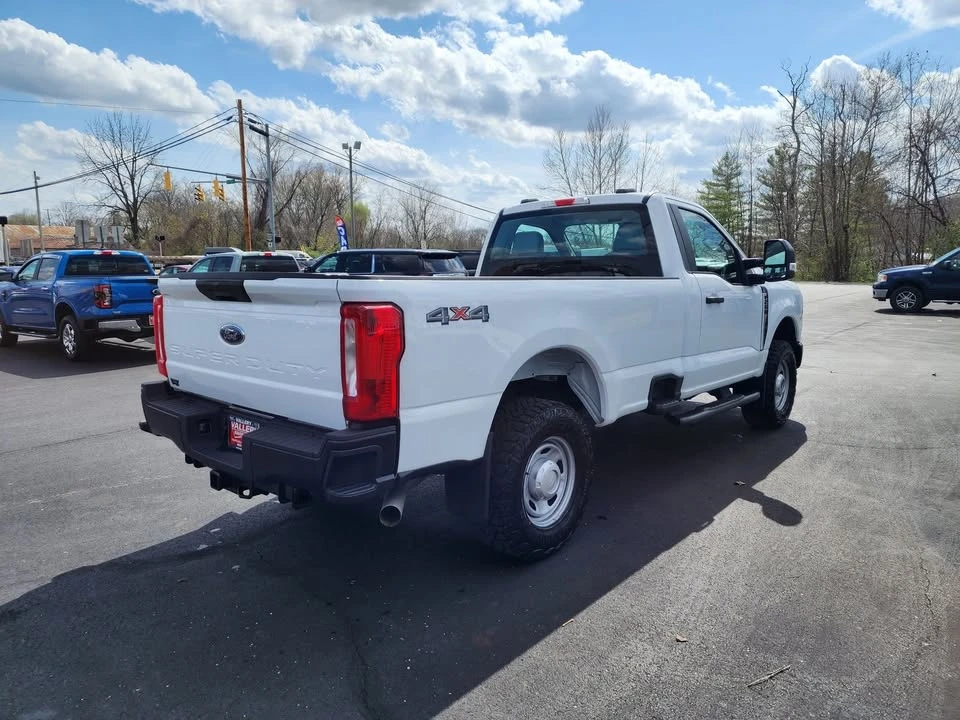 2025 Ford Super Duty 5th Gen - Image 2 of 20